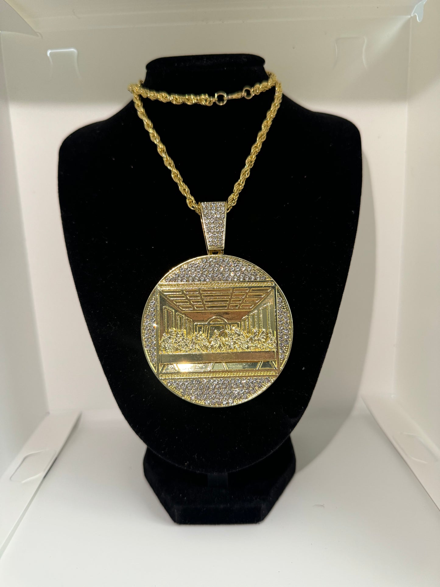 Mega Oferta Aniversario Cadena, Pulsera, Pantalla y Medallon