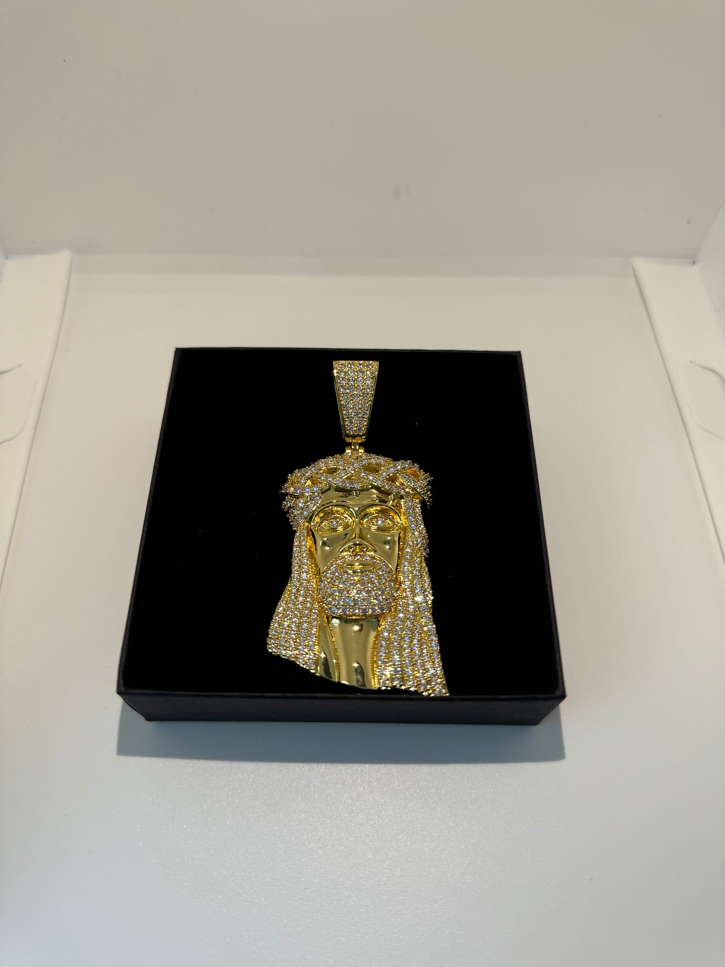 Pendant Cristo Endiamantado