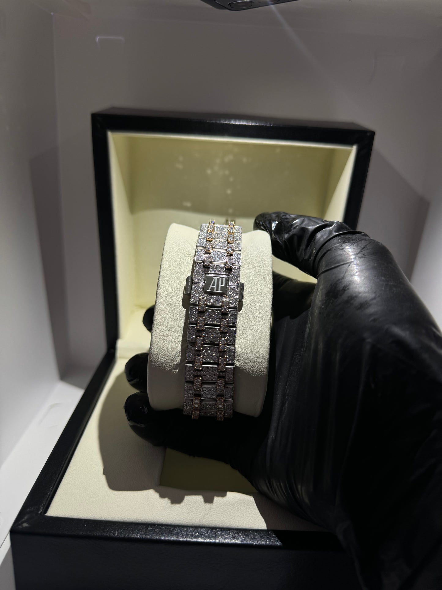 Reloj Audemars Piguet Royal Oak Offshore VVS1 Moissanite Diamond