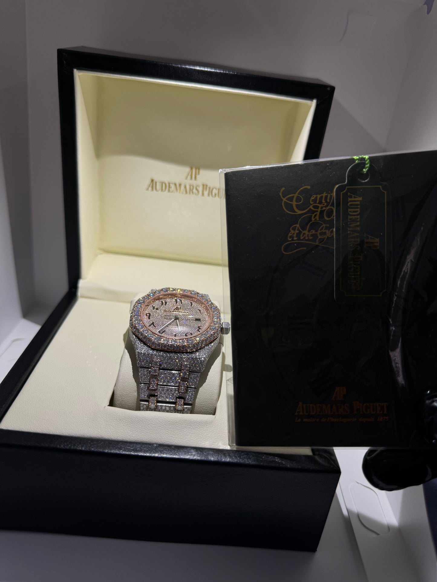 Reloj Audemars Piguet Royal Oak Offshore VVS1 Moissanite Diamond